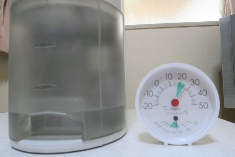 天気によって除湿機の水のたまり具合がどのように変わるのかを検証してみました！